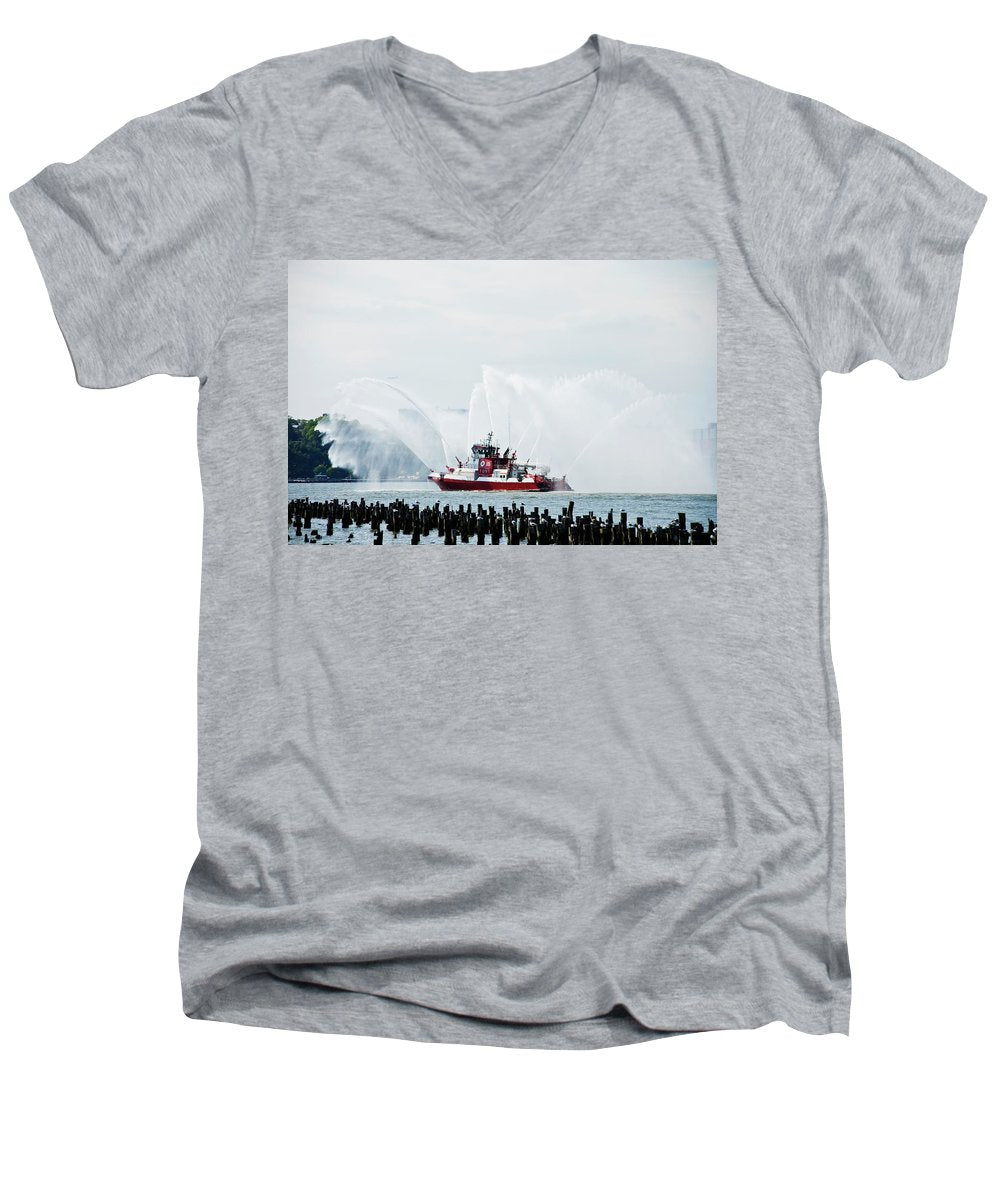 Water Boat - Men's V-Neck T-Shirt